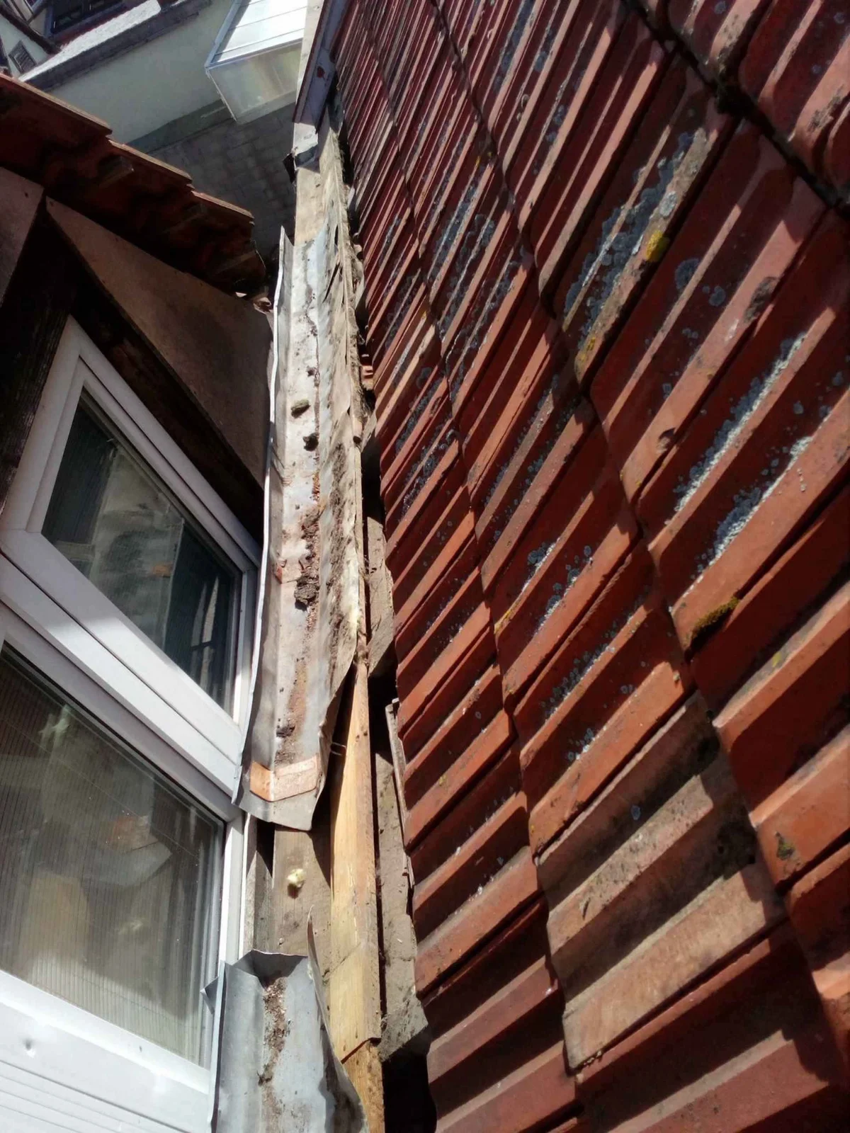 Urgence fuite toiture 92 Hauts-de-Seine