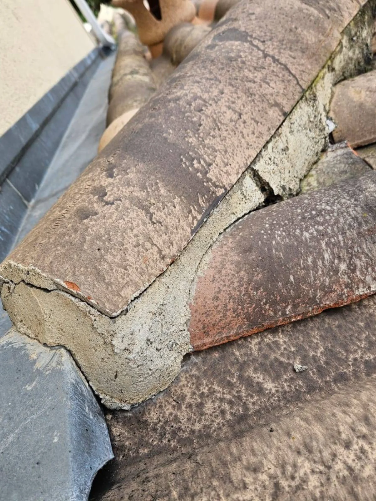 Urgence fuite toiture 92